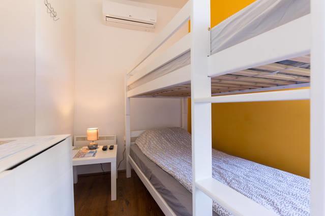 Hostel Kvarner- Private Rooms & Dorms Rijeka Buitenkant foto